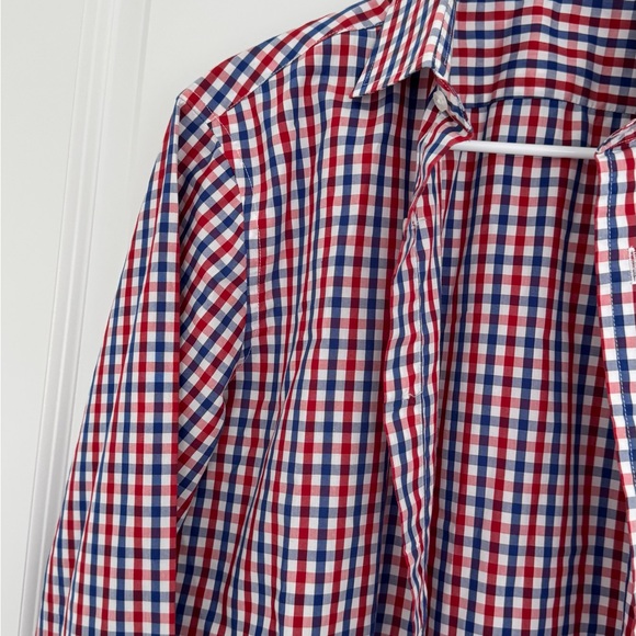 Shirt - Picture 2 of 4